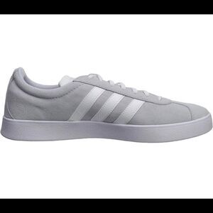 Adidas VL Court Skate Shoe Ortholite Float Women’s Sneaker Gray Suede Sz 8 1/2